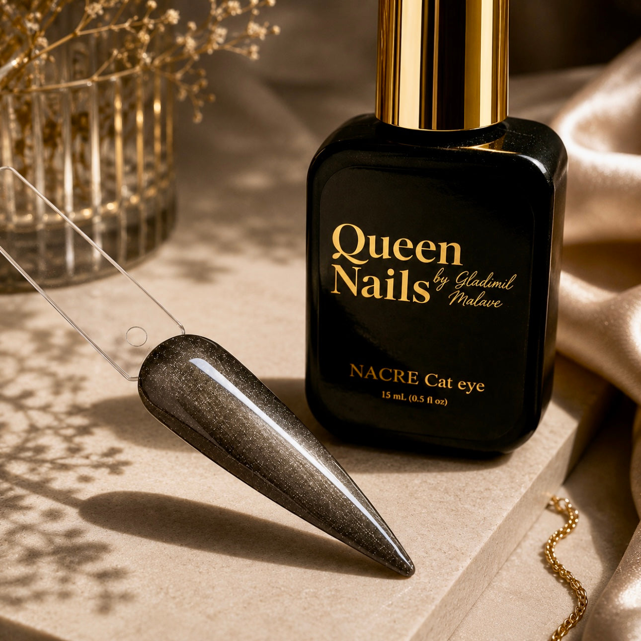 Nacre Cat eye Collection