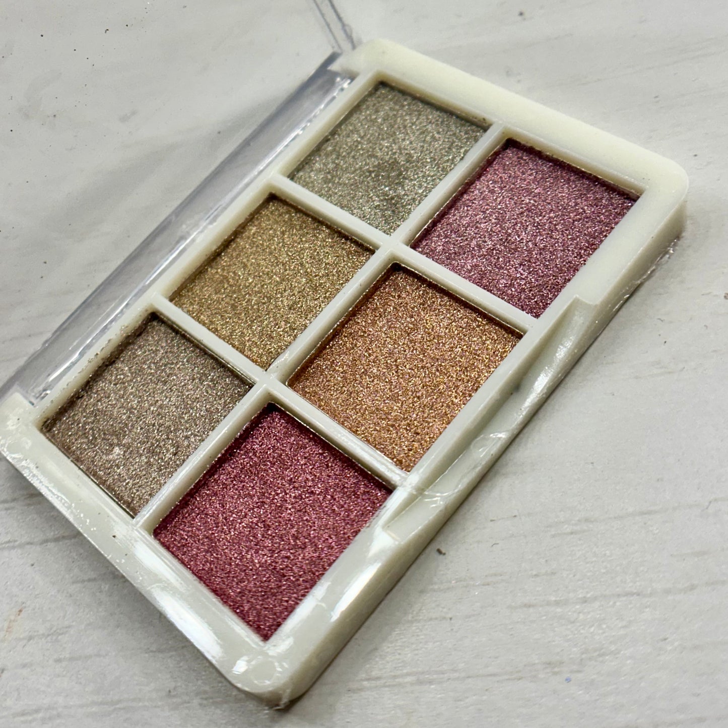 Chrome pallet six