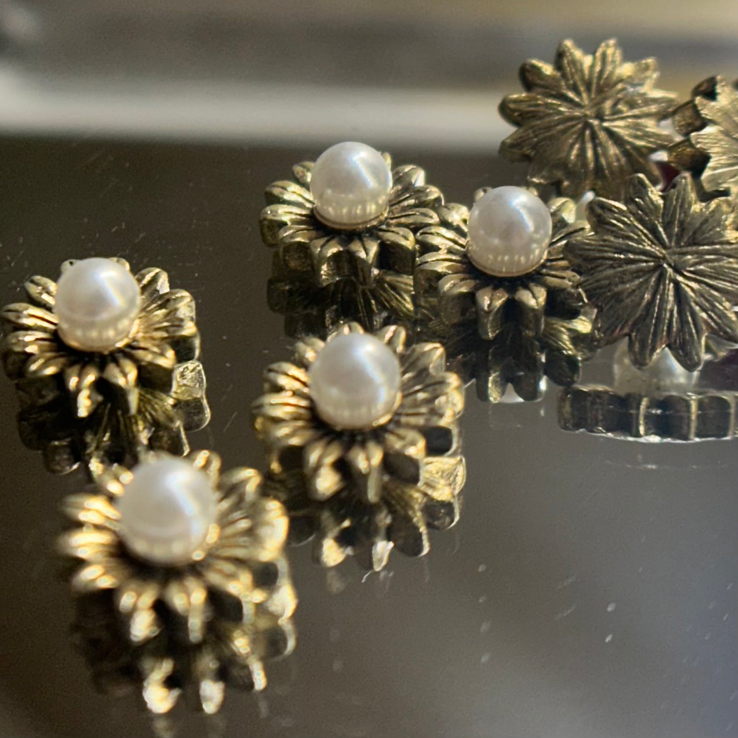 Gold Flower Pearl Charm