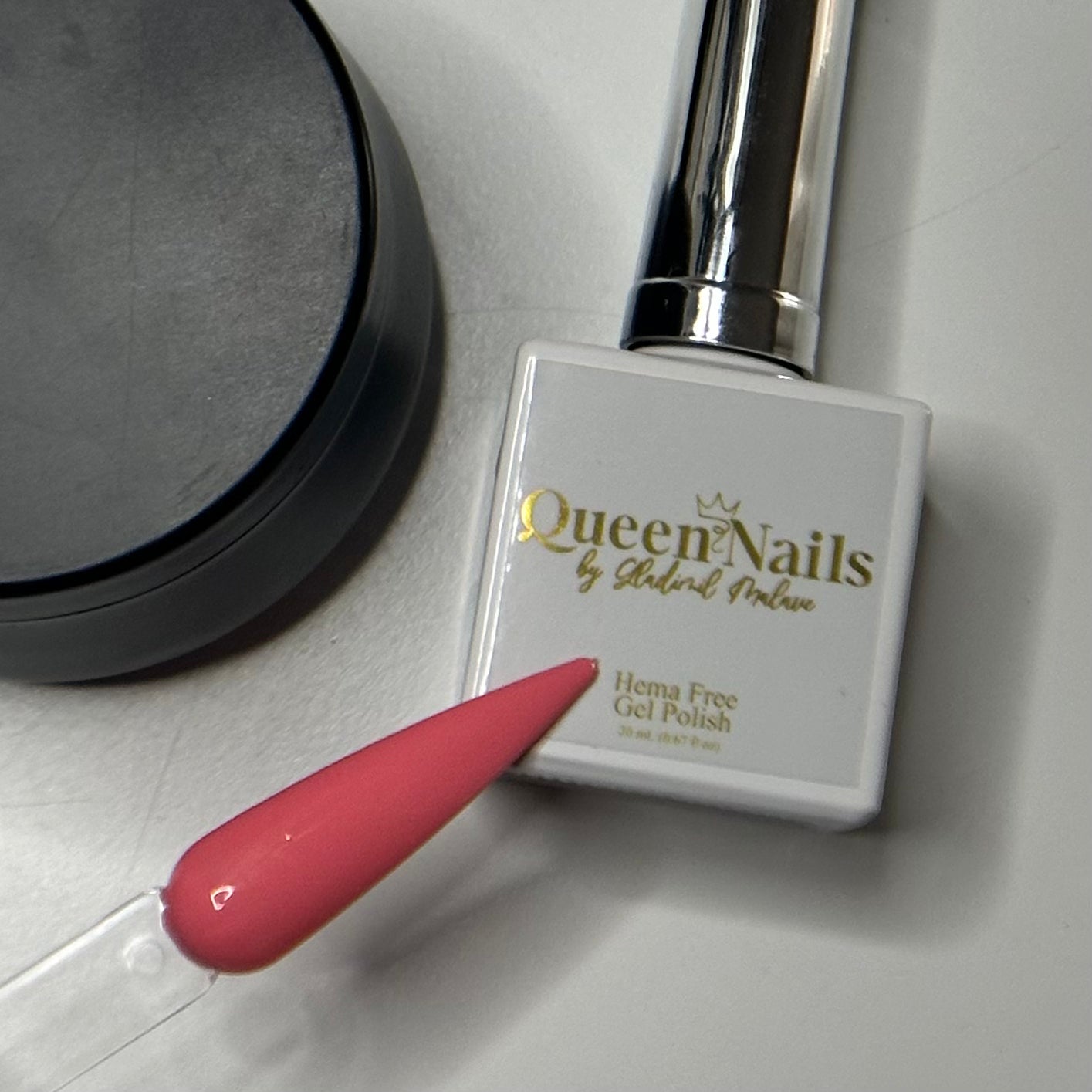 Luxury Deluxe Hema Free