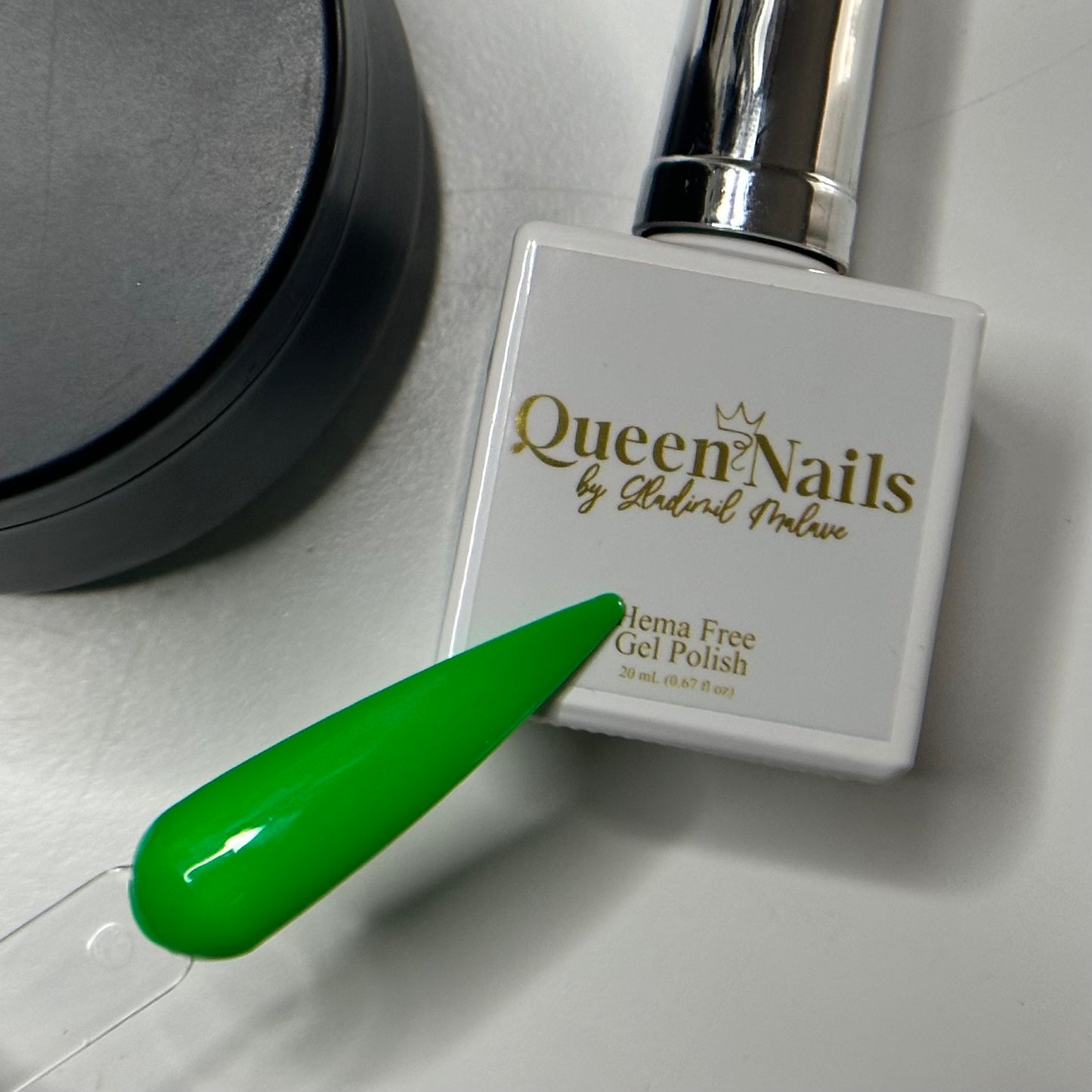 Luxury Deluxe Hema Free