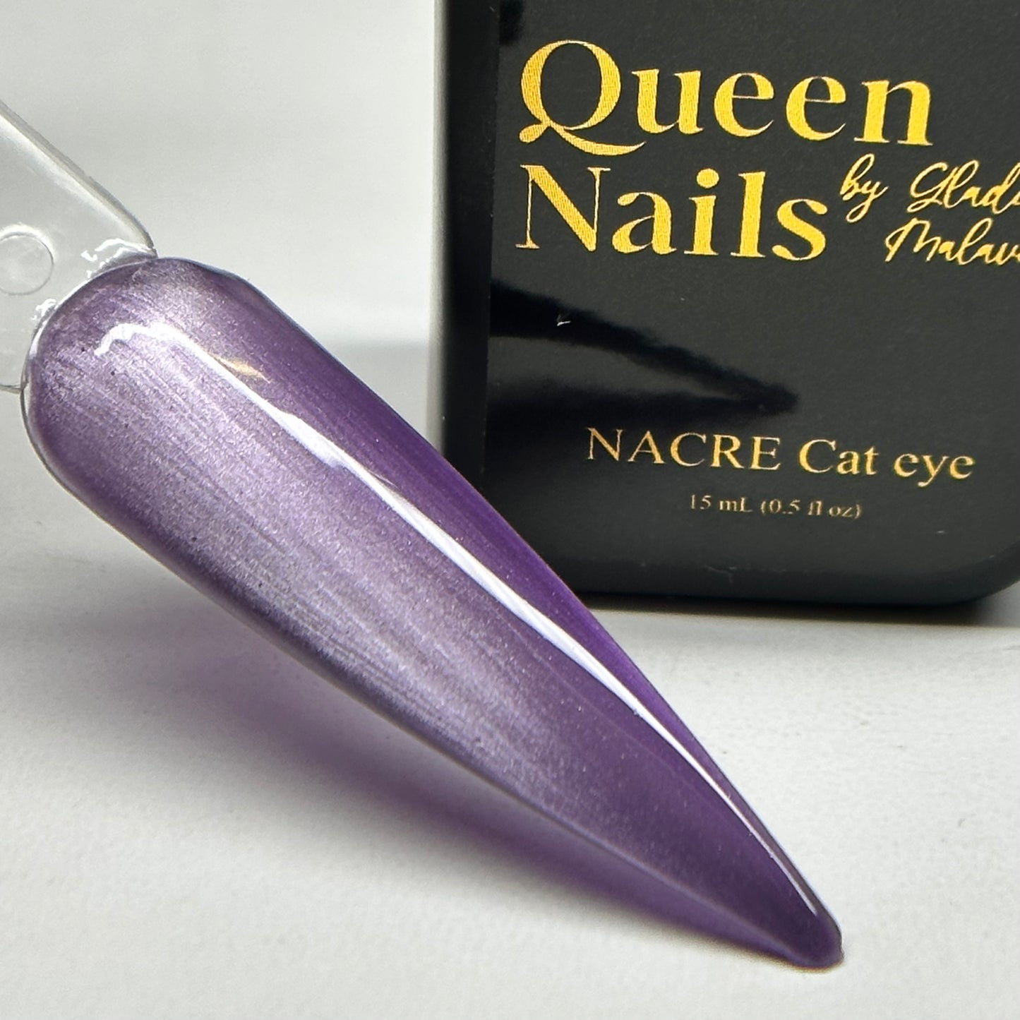 Nacre Cat eye Collection