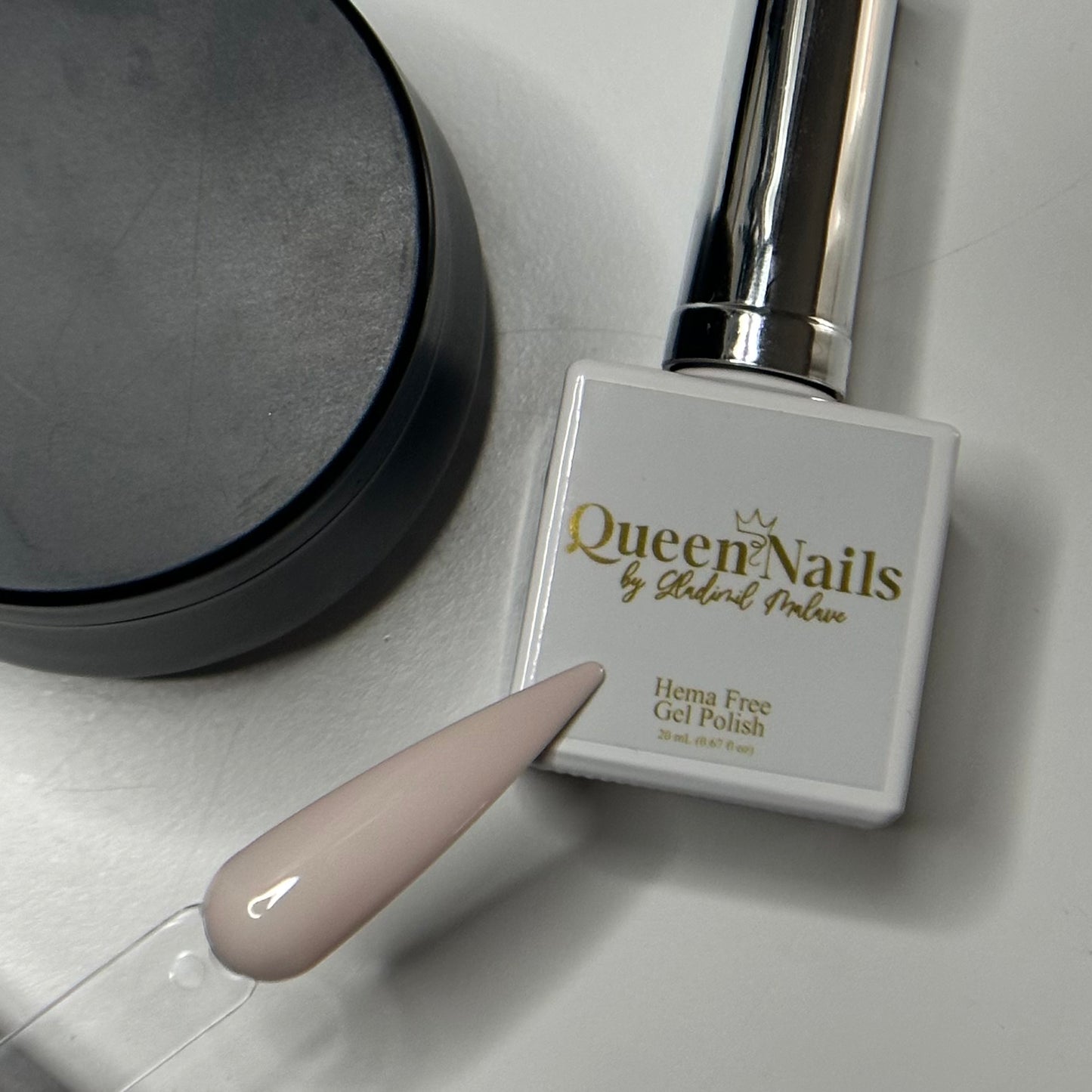 Luxury Deluxe Hema Free