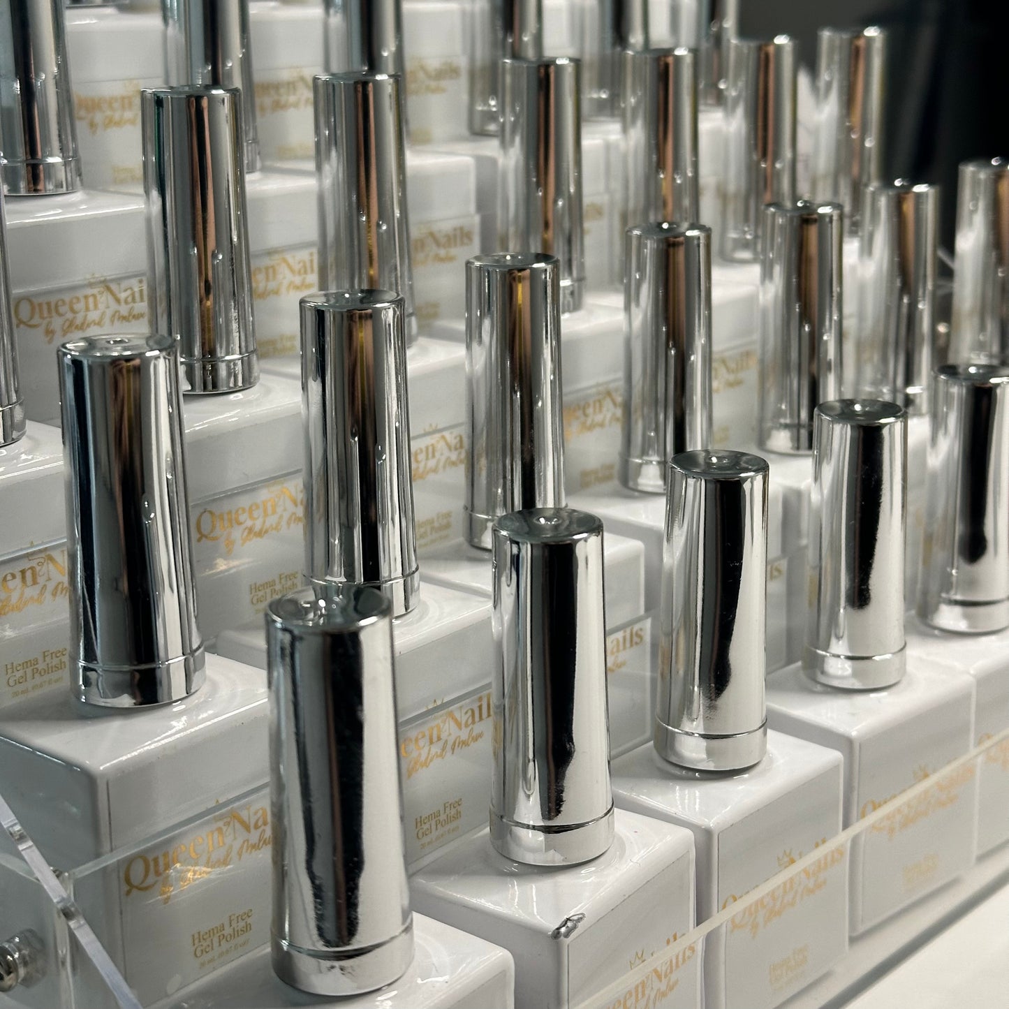 Luxury Deluxe Hema Free