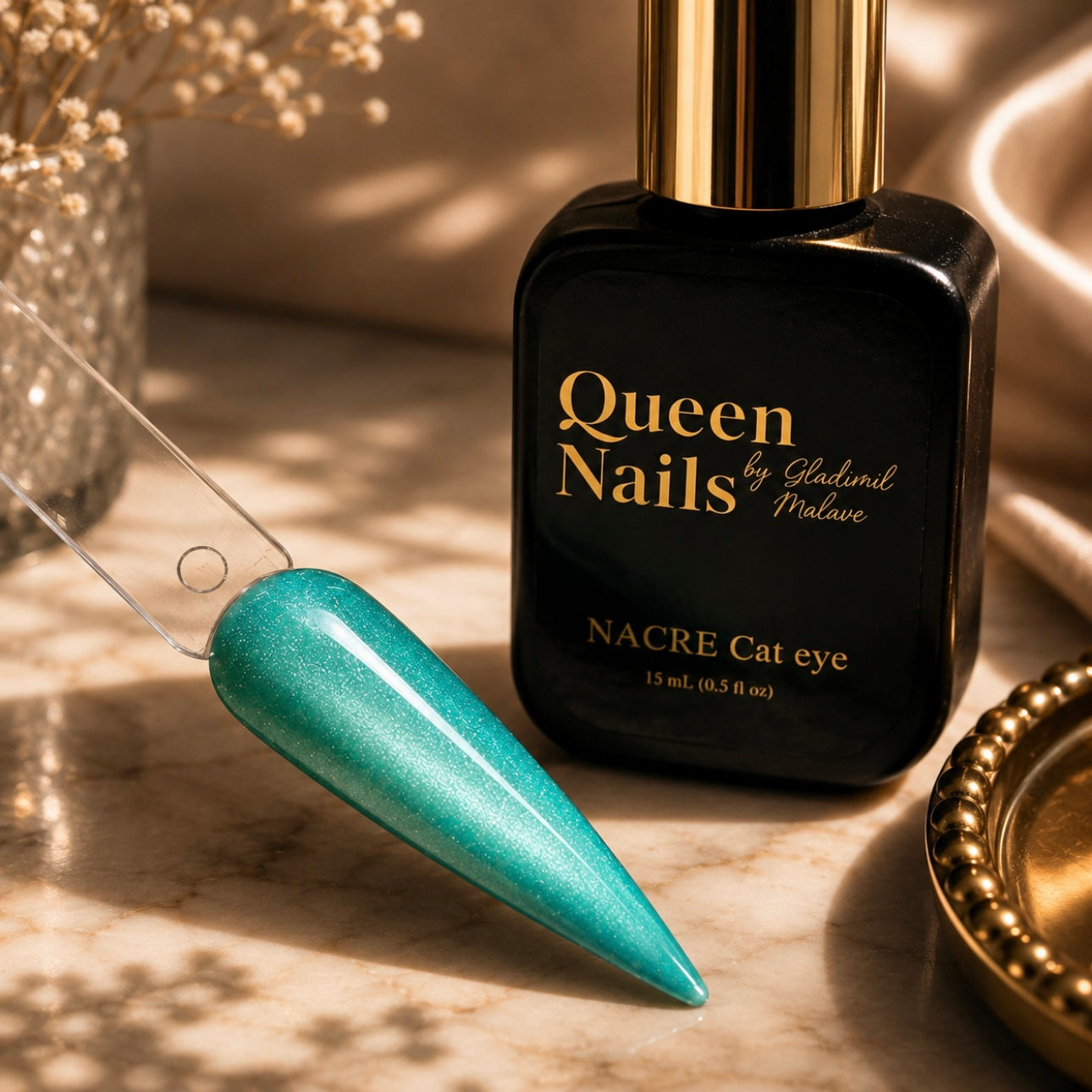 Nacre Cat eye Collection