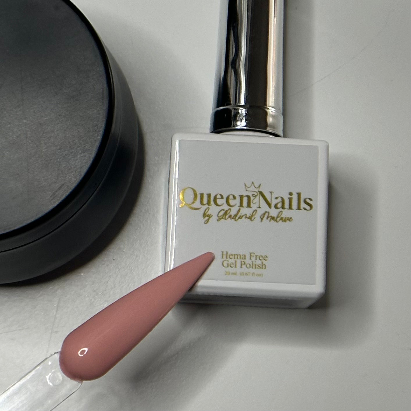 Luxury Deluxe Hema Free